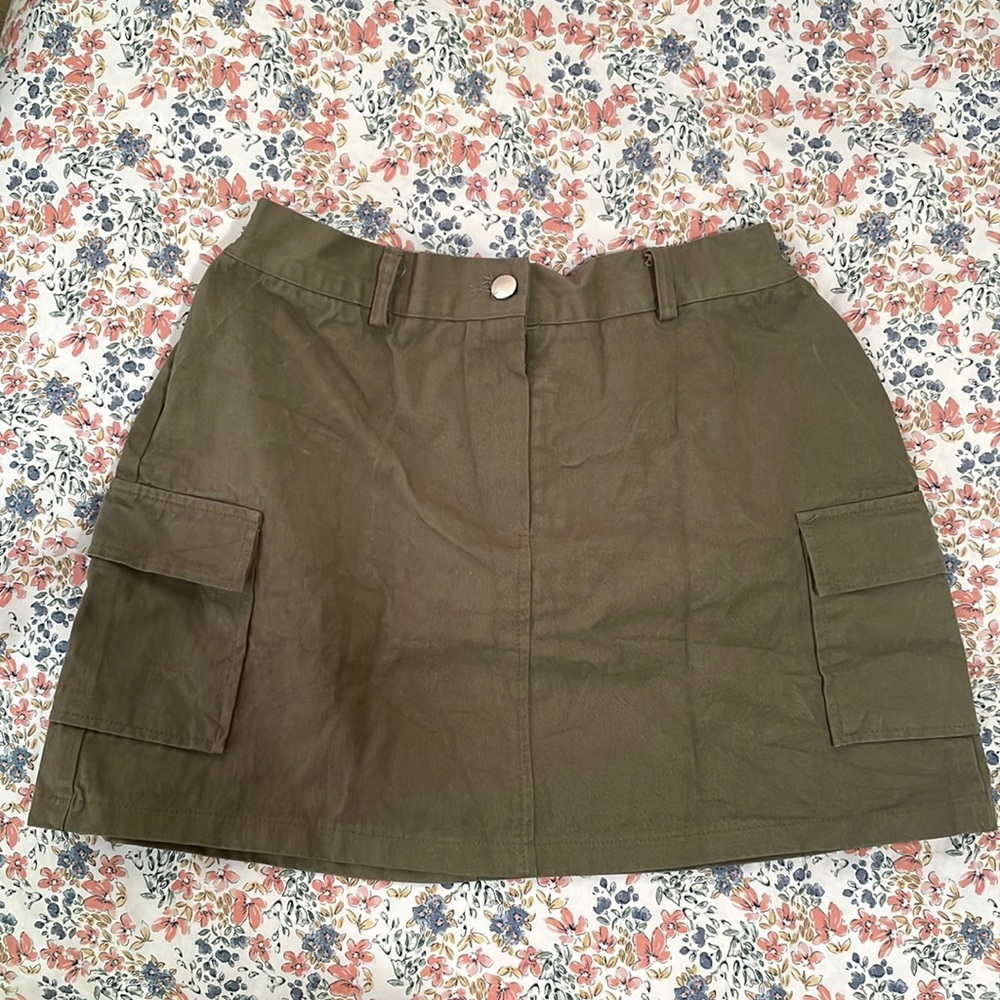 Oak + Fort MINI CARGO SKIRT - Khaki